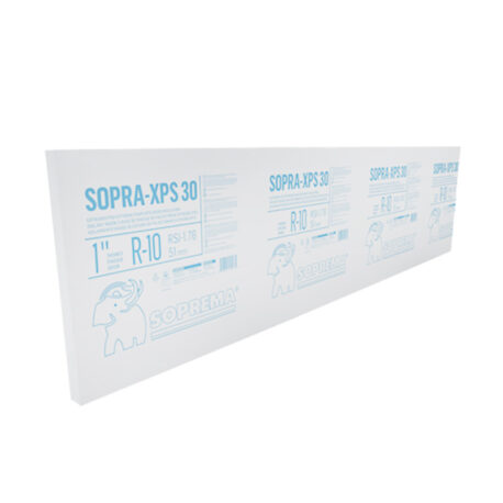 El panel aislante SOPRA-XPS 30 se utiliza principalmente como aislamiento térmico para sistemas de muros de cimentación SOPREMA y debajo de losas de concreto donde las cargas aplicadas no superan los 30 psi.